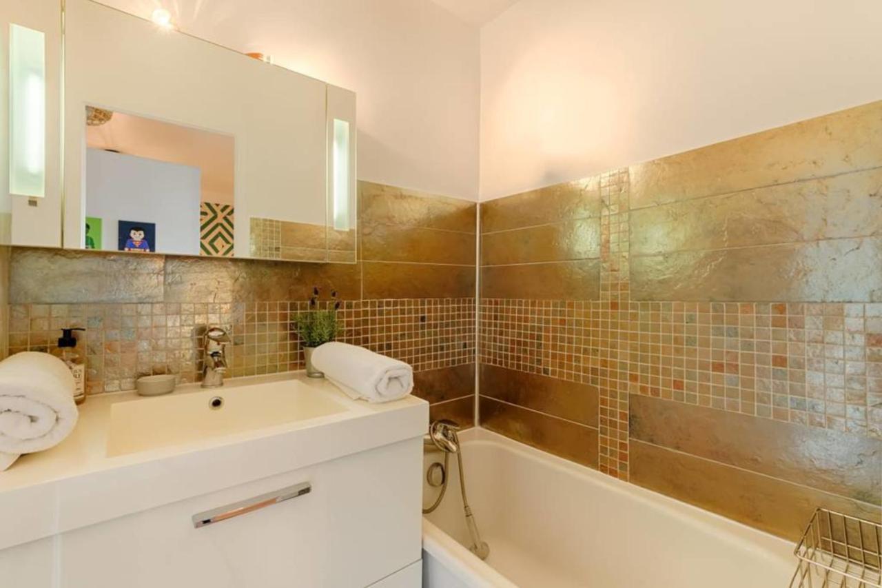 Splendide Appartement Sur Le Cours Estienne D'Orves Марсилия Екстериор снимка